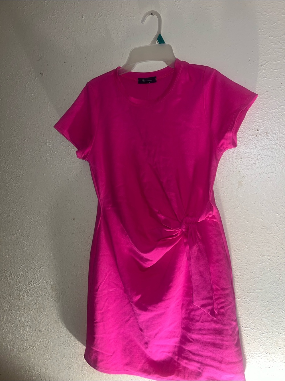 Women's Fuchsia Short Sleeve Shift Dress - Unbranded